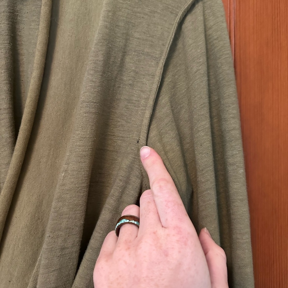 Sparrow Peace Robe - Picture 5 of 10